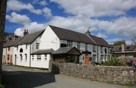 Raven Inn