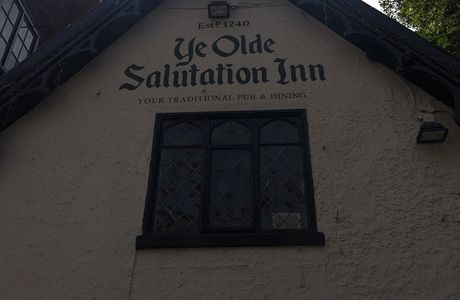 Ye Old Salutation Inn