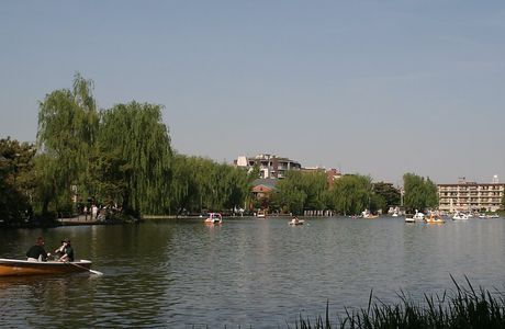Sampoji Pond