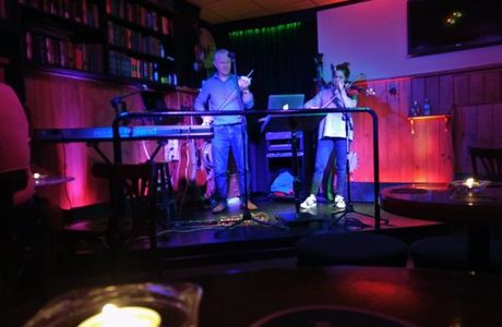 Finnegan's Live Music Bar & Restaurant
