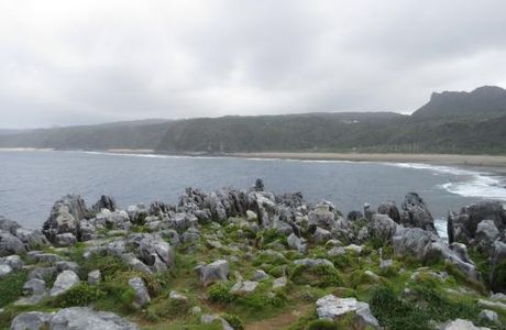 Uzahama Beach