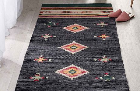 FABERCE Carpet & Kilim