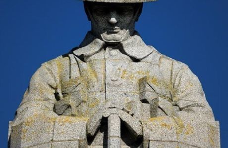 Juvenile Soldier Monument