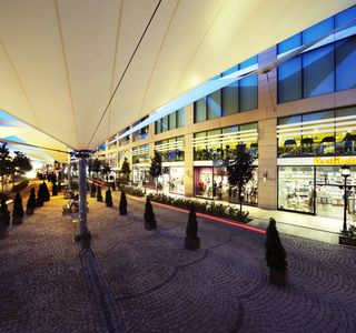 Outlet12 Shopping Center