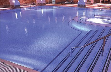 Oasis Health Club