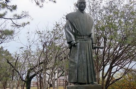 Abe Masahiro Statue