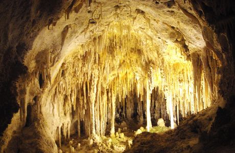 Onagara Limestone Cave