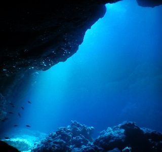 Cross Hole