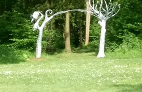 Hazel & Thoroughsale Woods