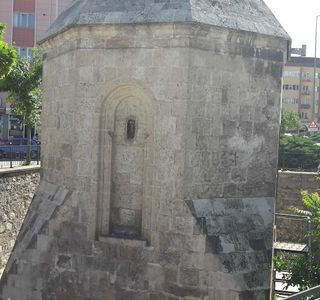 Ahi Emir Ahmed Kumbeti