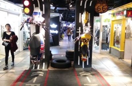 Fashion underground business street