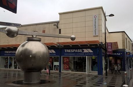 Washington Square Shopping Centre