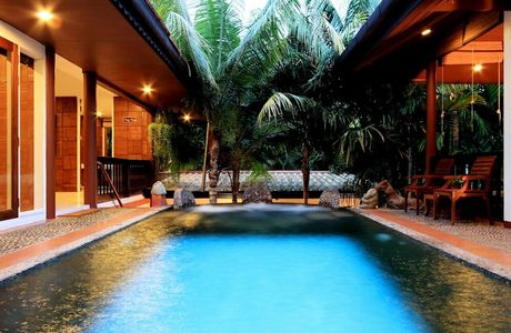 Mom Tri's Spa Royale