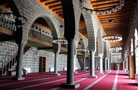 Nebii Mosque