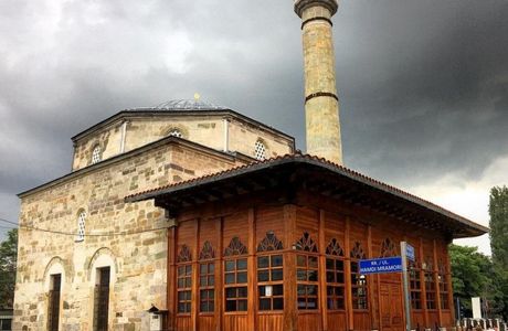 Karabeyler Koyu Cami