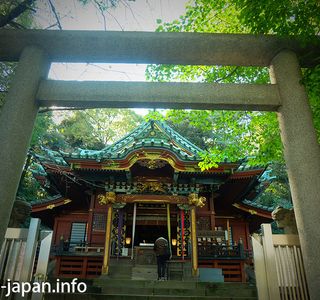 Oji Inari Shrine