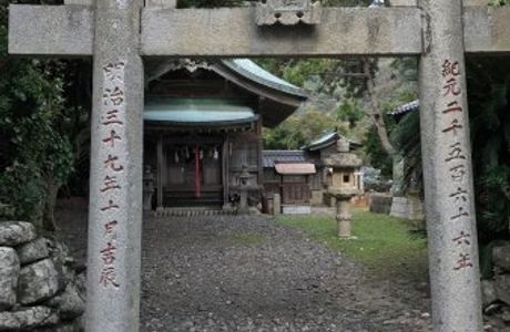 Komodahama Shrine