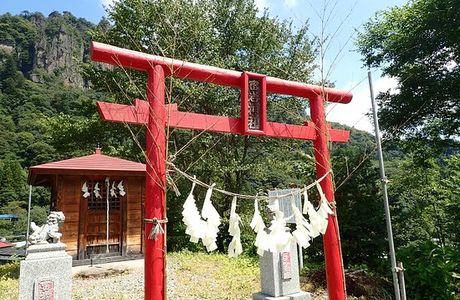 Totto Shrine