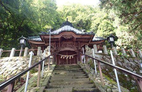 Mikoshiroyama Shrine