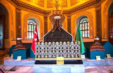 Osmangazi Orhangazi Turbesi