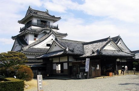 Kochi Castle Tourist Information Center