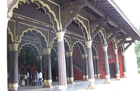 Tipu Sultan Fort and Palace - Bangalore KR Market