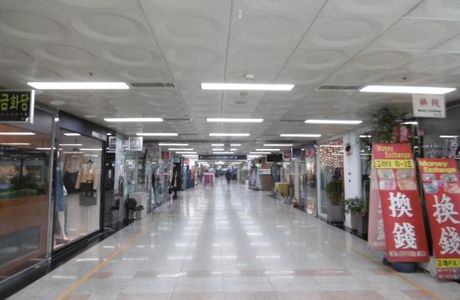 Hoehyeon Underground Shopping area