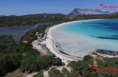 Cala Ginepro Beach