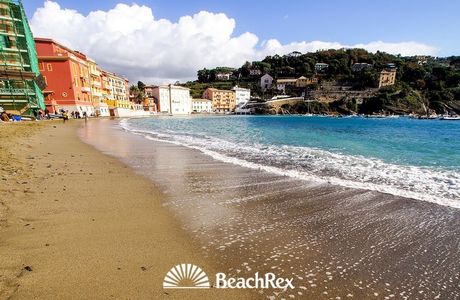 Bagni La Lampara Beach Bar
