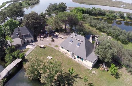 Biblioteca Civica "Falco Marin"