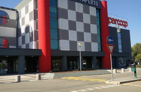 Centro Commerciale L'Ariosto