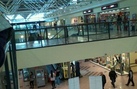 Centro Commerciale I Laghi