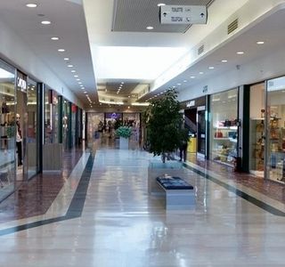 Centro Commerciale Al Battente