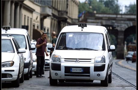 Chandigarh Taxi Service