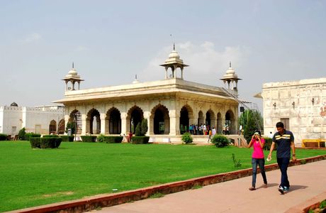 Jalau Khana and Sard Khana
