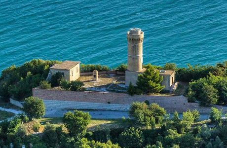 Faro Ancona