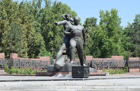 Monument of Courage Earthquake Memorial