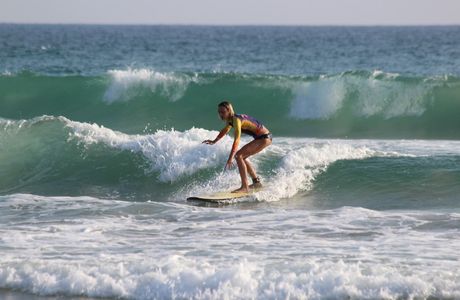Lakdinu Surf Shop & Cool Spot