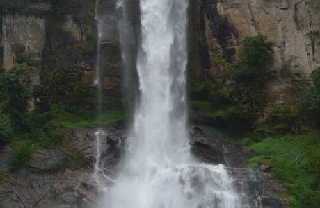 Ramboda Waterfall