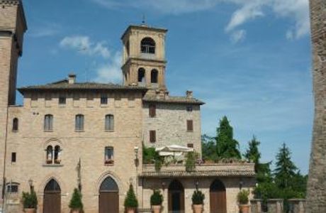 Piazza della Dama