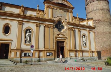 Parrocchia DI Santi Cosma E Damiano