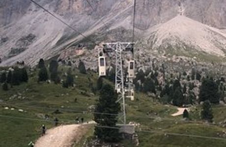 Telecabina del Passo Sella