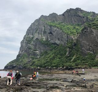 Suwolbong Peak
