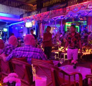 Sun Day Bar