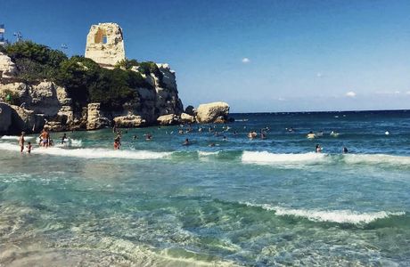 Torre dell'Orso Beach