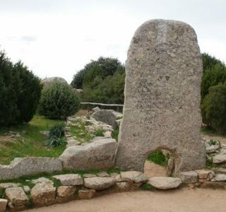 Tombe dei Giganti Li Mizzani