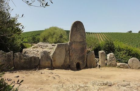 Tomba dei Giganti di Coddu Vecchiu