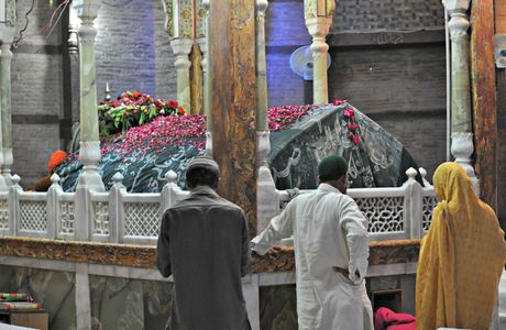 Tomb Hafiz Jamal