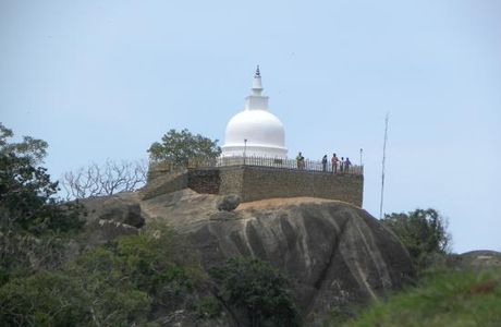 Sithulpawwa Rock Temple