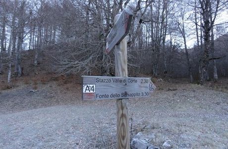 Sentiero A4 - Da Prato rosso - Fonte Schiappito